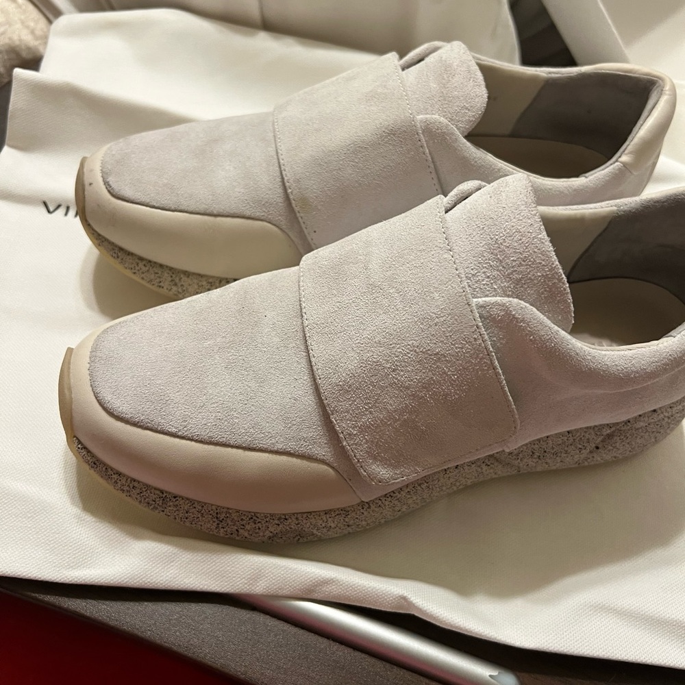 Vince slip on white suede speckled platform heel w/adjustable wrap over closure - Picture 4 of 11